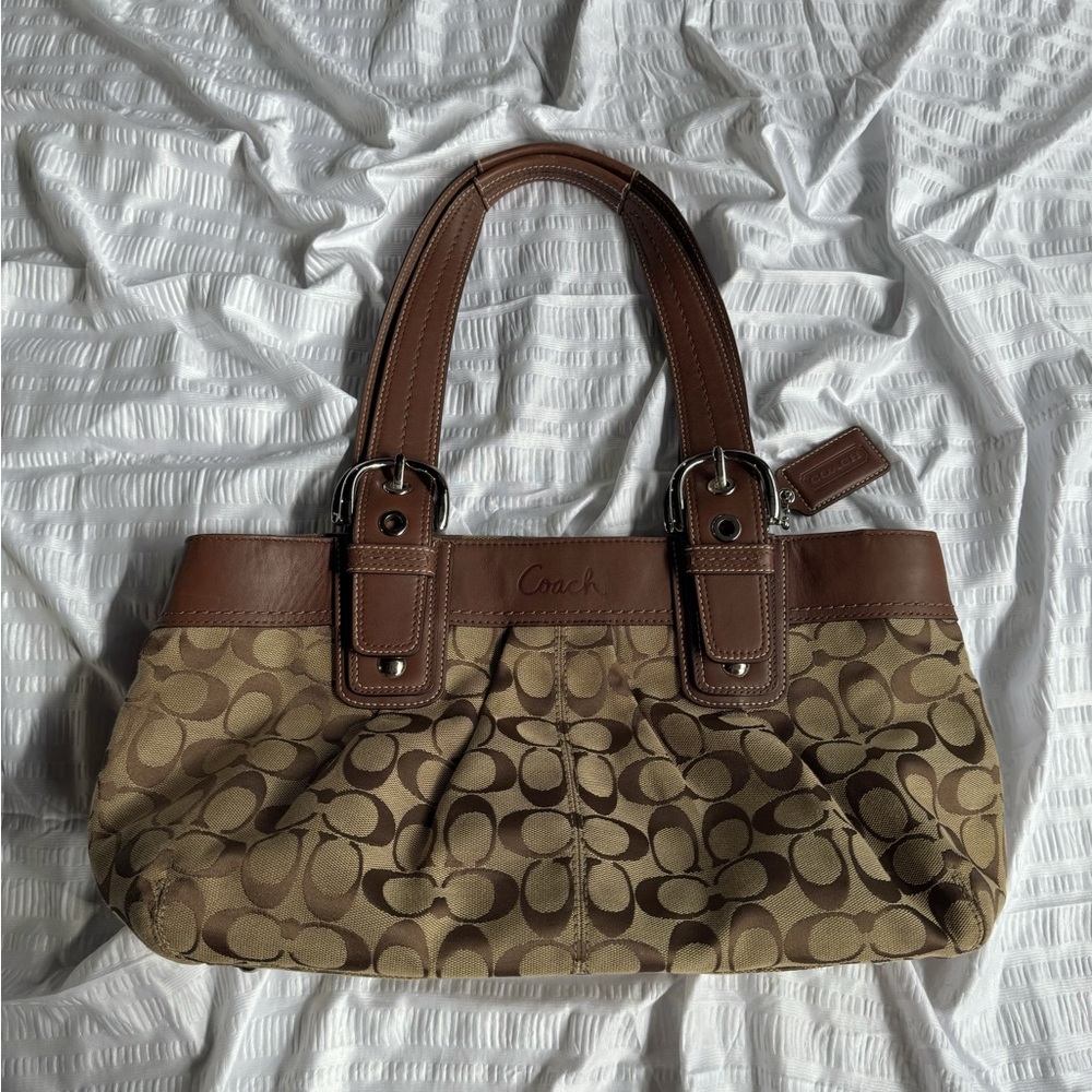 SOLD‼️Y2K Coach Soho Signature Bag
